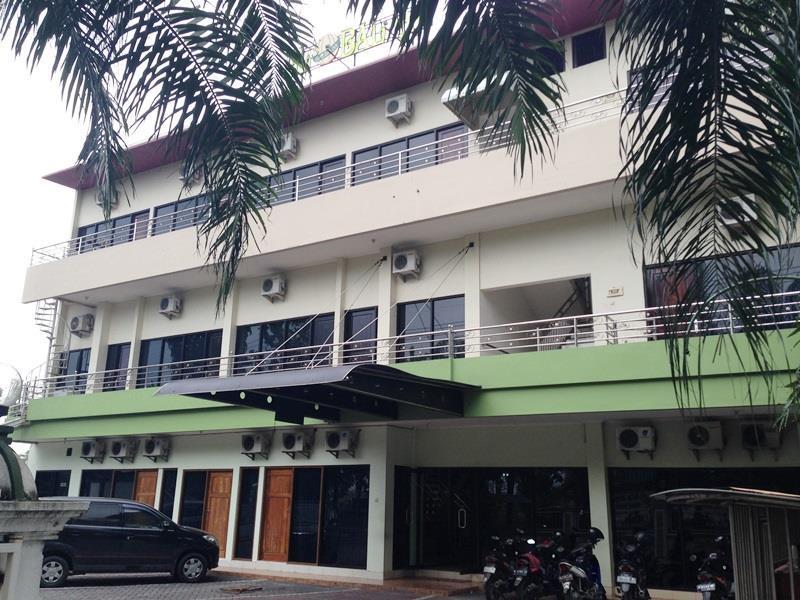 Global Inn Keluarga Sedati Exterior photo